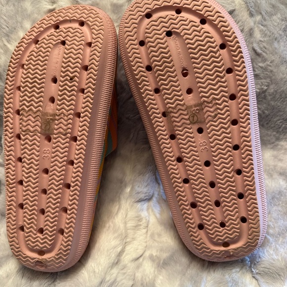 TOP MODA MULTI COLOR CLOUD SLIDES - Picture 2 of 4